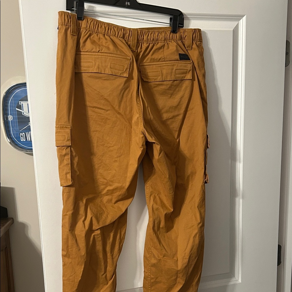 Timberland Men's Cargo Pants in Mustard Yellow - Picture 3 of 4